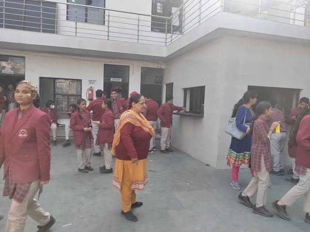 DAV Public School Gallery