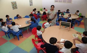 St. Flowers English School Gallery