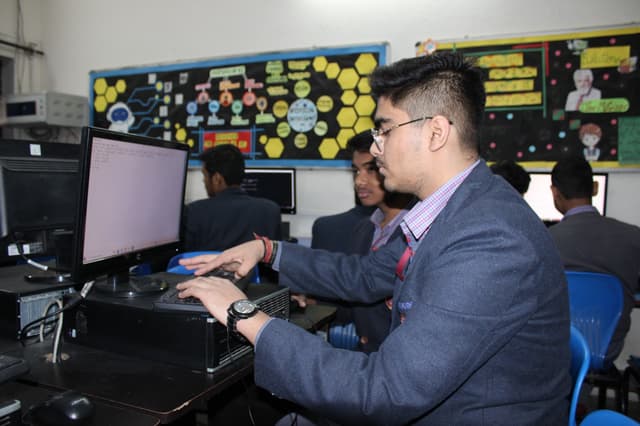 Mahashay Chuni Lal Saraswati Bal Mandir Sr Sec School Gallery