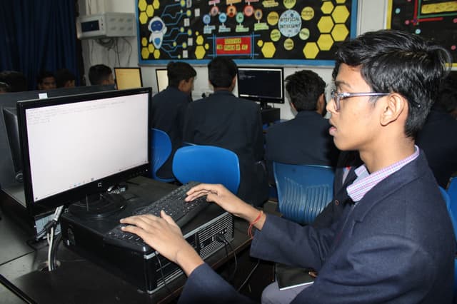 Mahashay Chuni Lal Saraswati Bal Mandir Sr Sec School Gallery