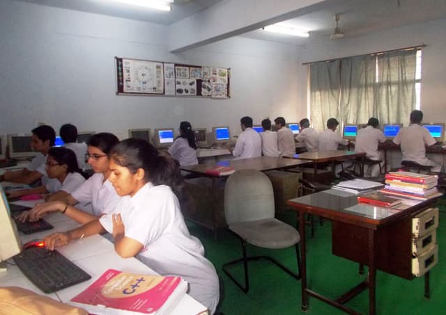 DAV Public School Gallery