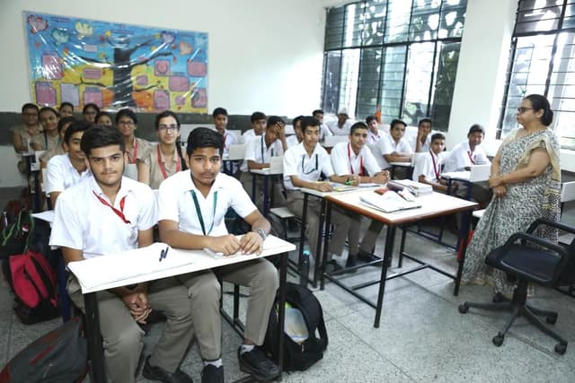 Arwachin Bharti Bhawan Sr. Sec. School Gallery