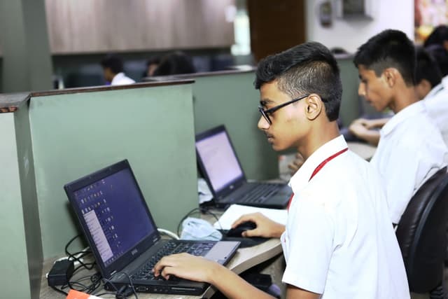 Arwachin Bharti Bhawan Sr. Sec. School Gallery