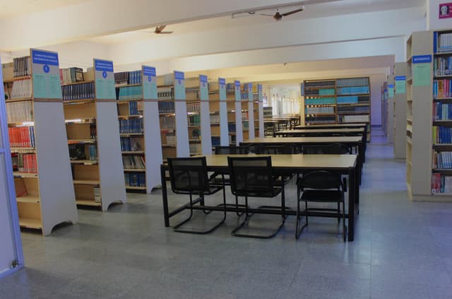 Glitzy Public School Gallery