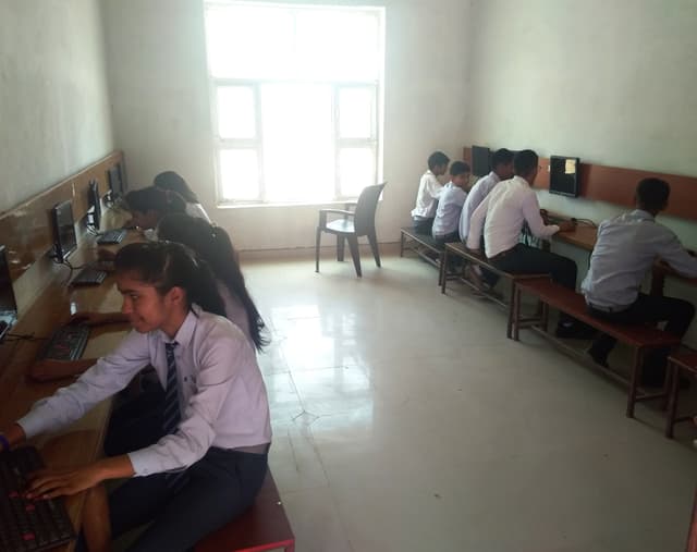 Rao Gheesa Ram Shiksha Niketan Gallery