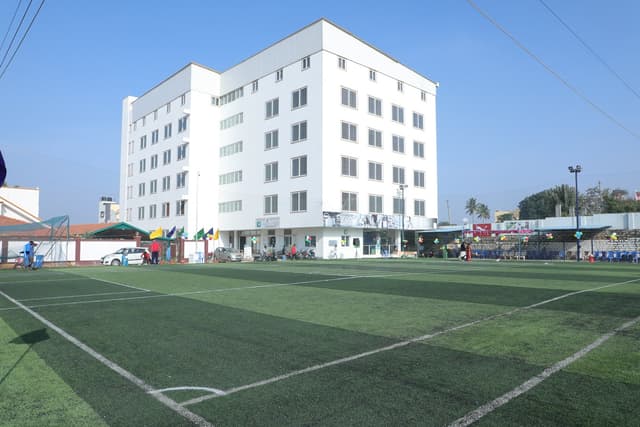 Slopeland Public School Gallery