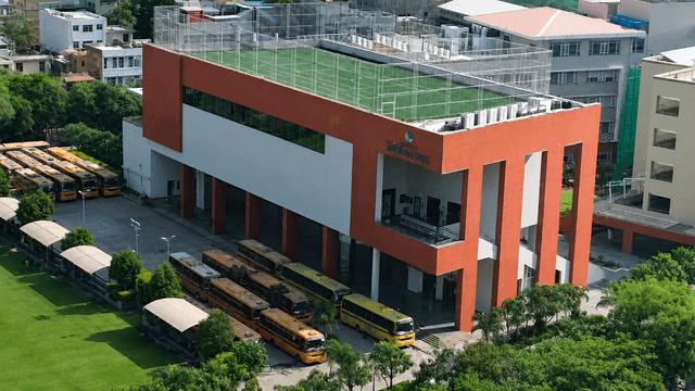 Shiv Nadar School