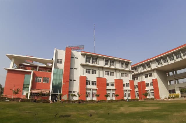 Indirapuram Public School