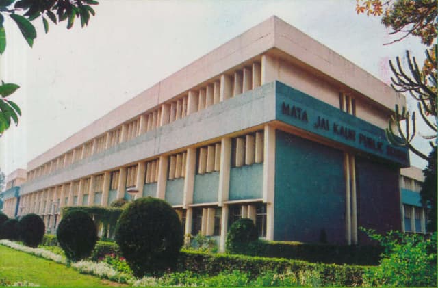 Mata Jai Kaur Public School