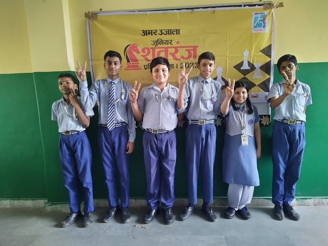 Aadarsh Gyan Vatika School Gallery 18