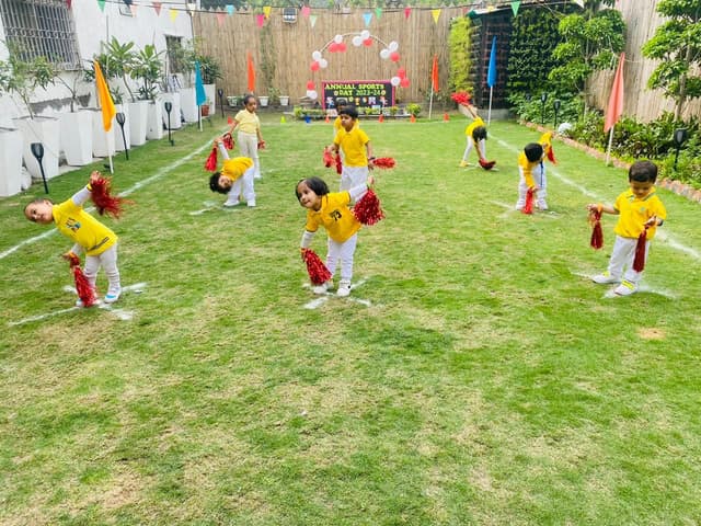 Modern Montessori International Gallery 9