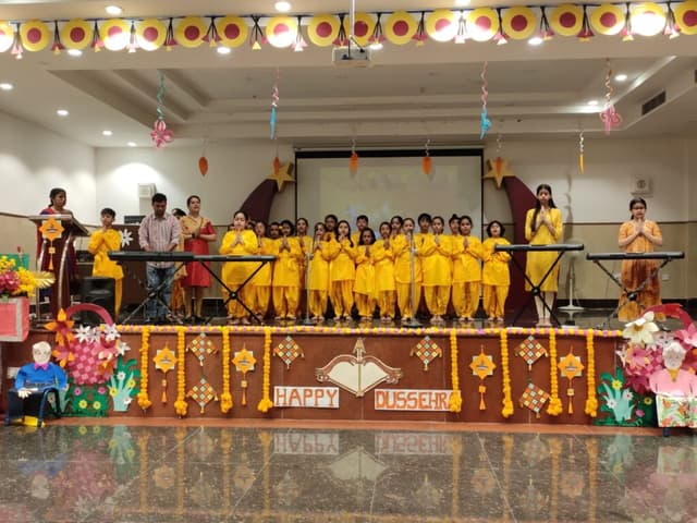 SRK World School Gallery 21