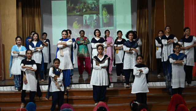 Loreto Convent Intermediate College Gallery 15