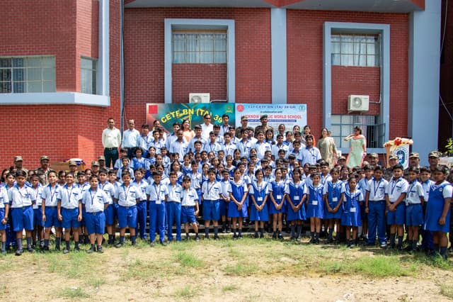 Lucknow Public World School Gallery 21