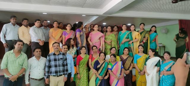 New Public College Gallery 14