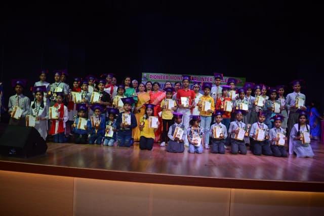 Pioneer Montessori School Gallery 34