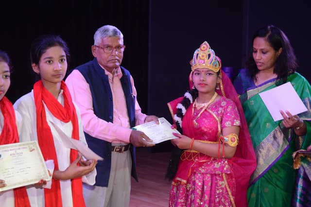 Pioneer Montessori School Gallery 15