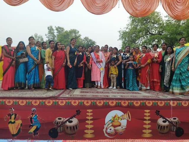 Universal City Convent Gallery 11