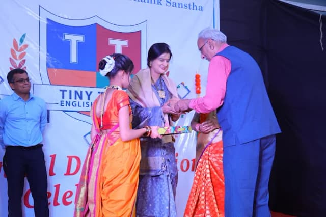 Tiny Tots English School Gallery 15