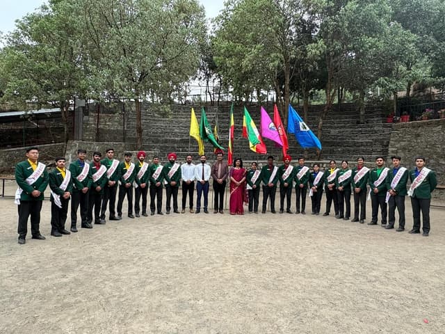 Woodbridge School
Gallery 2