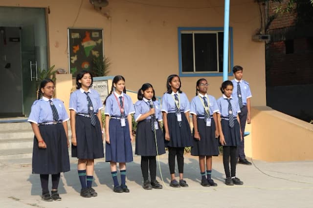 Darsh Universal School Gallery 11