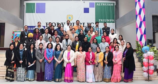 Holy Public School Gallery 2