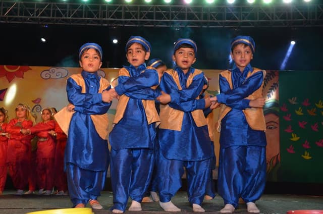 Apeejay Svran Global School Gallery 23