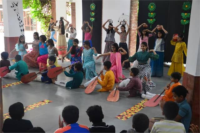 Shikshantar School Gallery 20