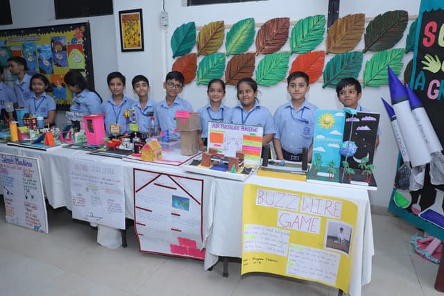 Lions Public School Gallery 21