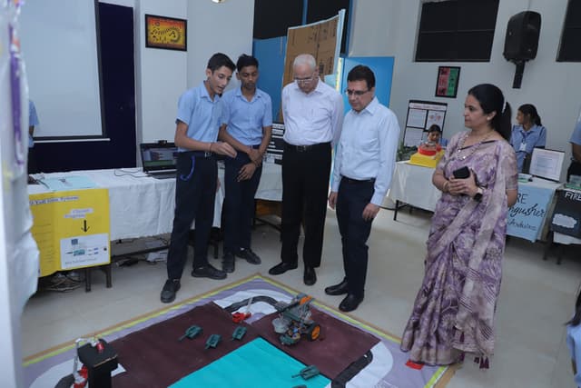 Lions Public School Gallery 17