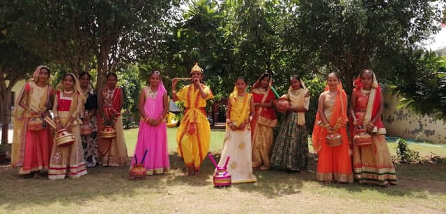 Vishva Bharti Public School Gallery 15