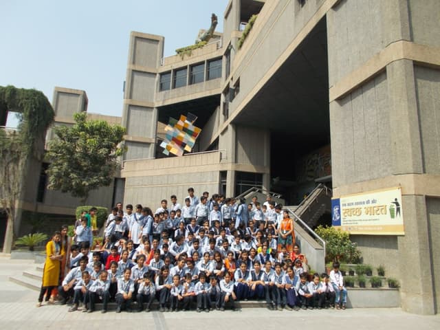 Dronacharya Senior Secondary School Gallery 6