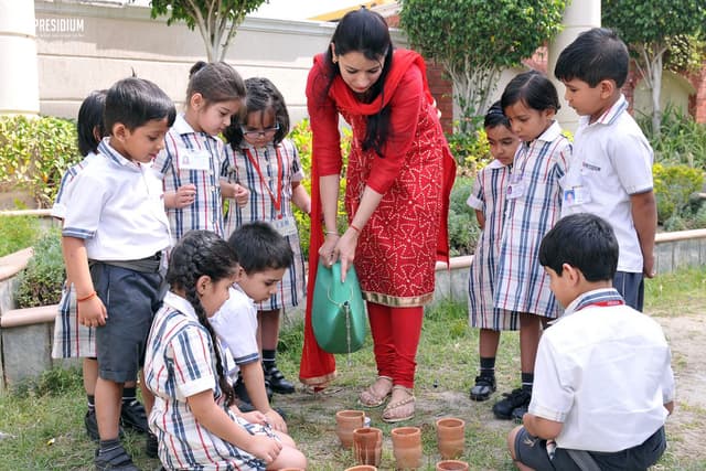 Presidium School Gallery 216