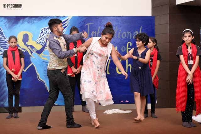 Presidium School Gallery 124