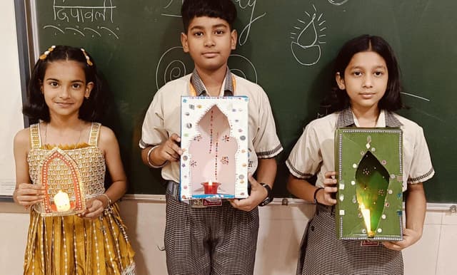 SCR Public School Gallery 17