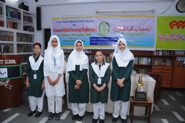 Crescent School Gallery 30