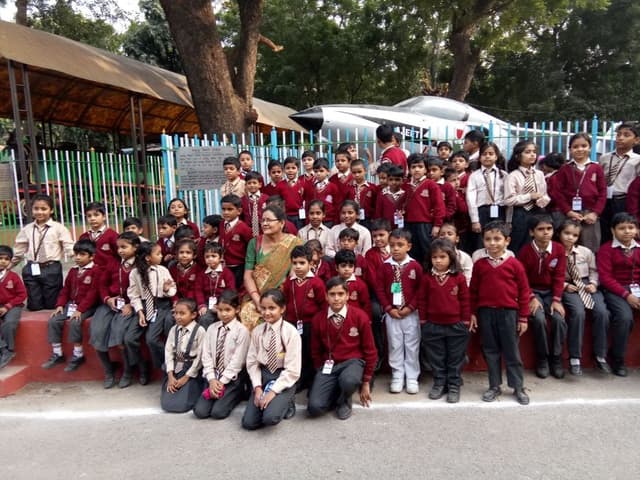 Sona Public School Gallery 38