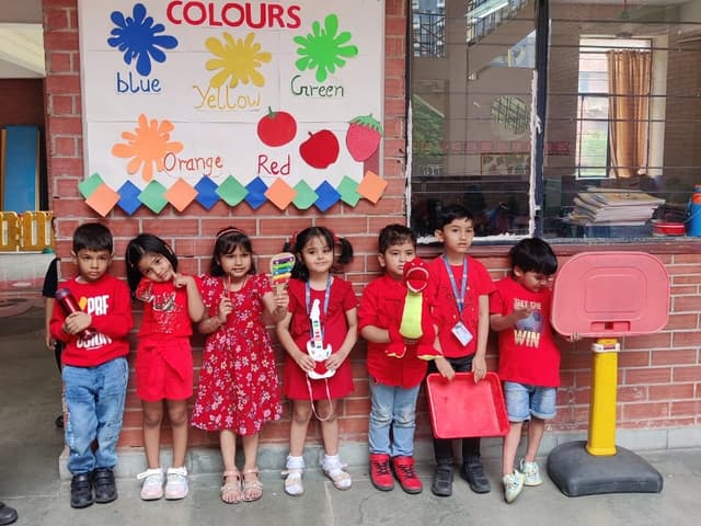 Cambridge School Gallery 17