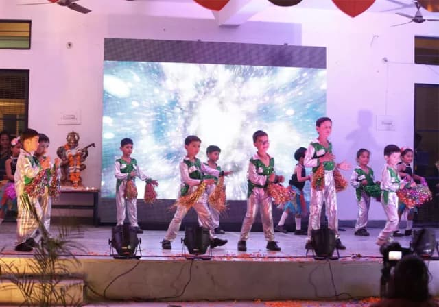 R K Modern Senior Secondary School Gallery 19