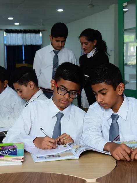 Alpenstock World School Gallery 11