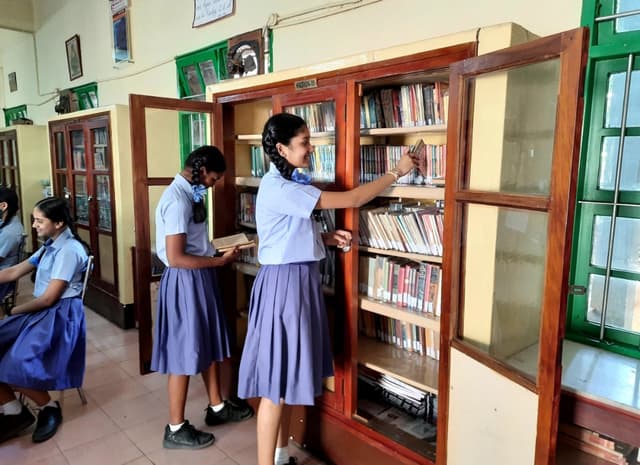 Cluny Convent High School Gallery 7