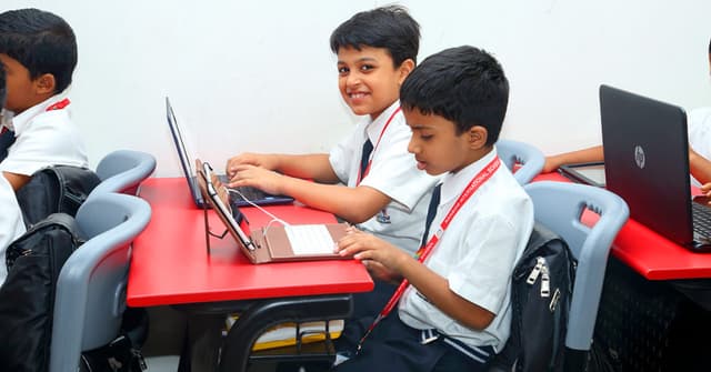 Rainbow International School Gallery 2